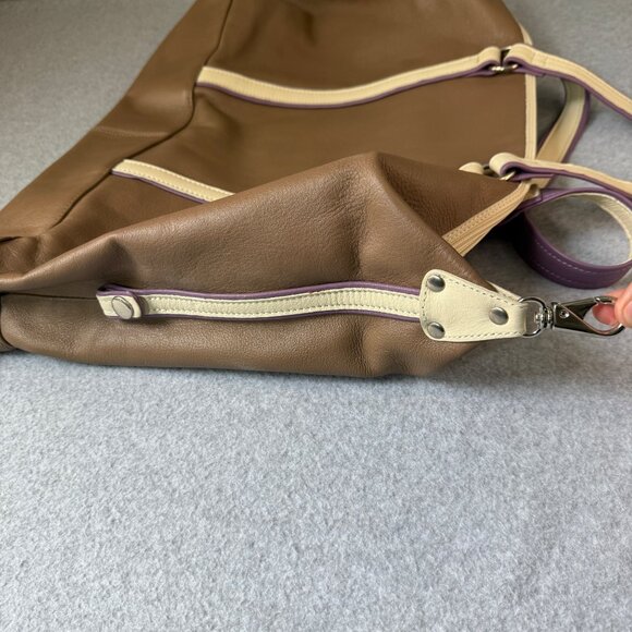 Levenger Taupe Brown Cream Purple Overnight Travel Bag Shoulder Duffel Weekend - Picture 14 of 16